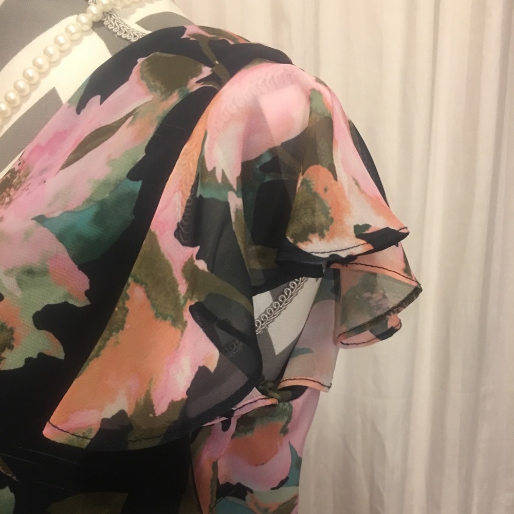 Emma and Michelle chiffon high/low hem floral - Picture 4 of 4